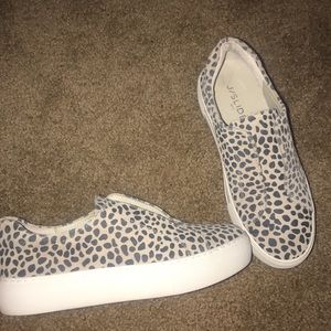 Cheetah print brand new shoes size 6